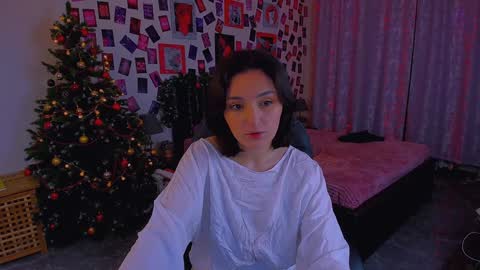 Snapshot of lalita_aml4 chatting on 01.04.25 Raily online show from 01.04.25
