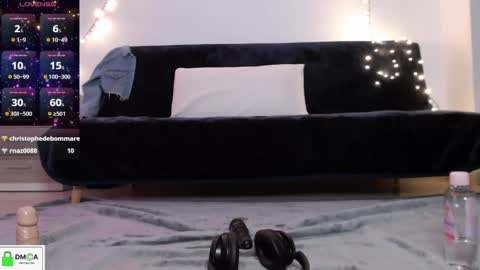 Snapshot of lalolaonly chatting on 02.19.25 Lola online show from 02.19.25