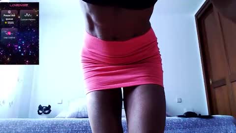 Lola online show from 11.23.25