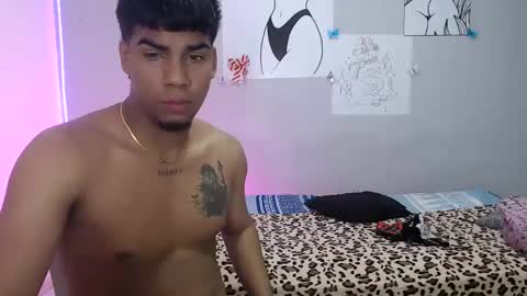 Snapshot of lamachine_ chatting on 02.06.25 lamachine_ online show from 02.06.25