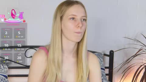 Liana online show from 11.20.25