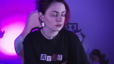 just call me Lana  and her security online show from 01.23.25