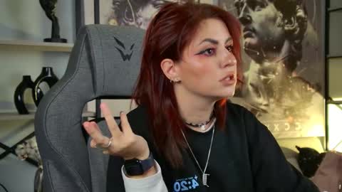 just call me Lana  and her security online show from 09.17.25