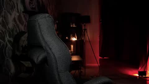 just call me Lana  and her security online show from 03.25.26