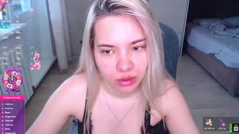 Snapshot of lana__nova chatting on 04.26.26 Lana online show from 04.26.26
