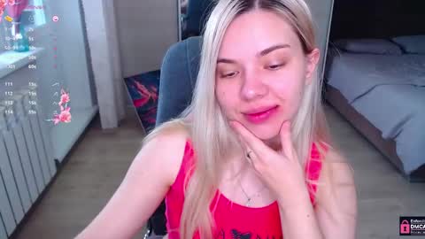 Snapshot of lana__nova chatting on 05.17.26 Lana online show from 05.17.26
