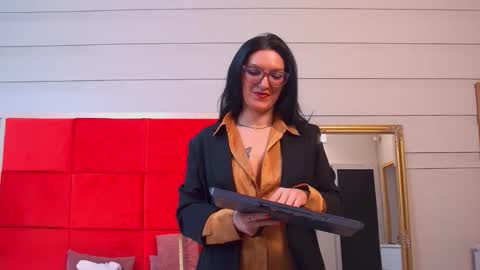 LanaBanner online show from 01.08.26