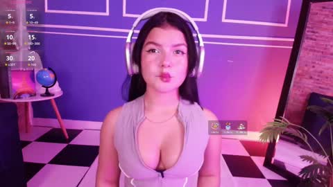  Lana  online show from 10.18.25