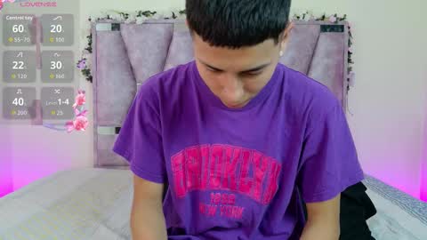 Snapshot of lana_bennett69 chatting on 11.27.25 Lana online show from 11.27.25