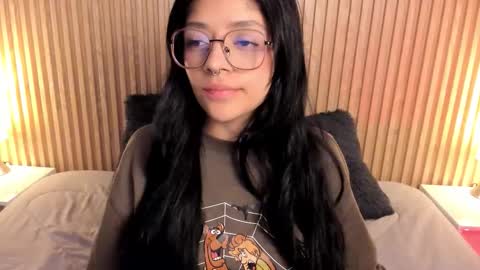 ... .          . ... online show from 09.10.25