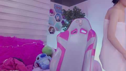 Lana online show from 10.04.25