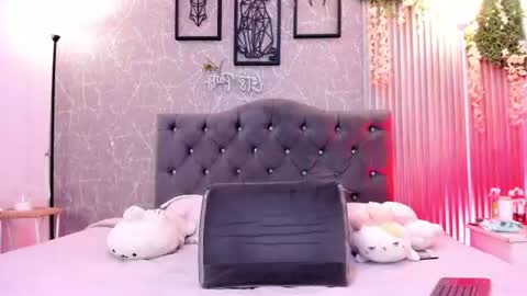 Snapshot of lana_gill chatting on 06.10.26 lana_gill online show from 06.10.26
