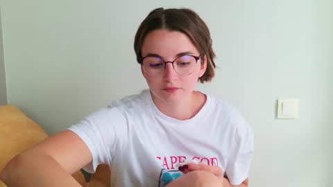 Snapshot of lana_gl chatting on 06.24.26 lana_gl online show from 06.24.26