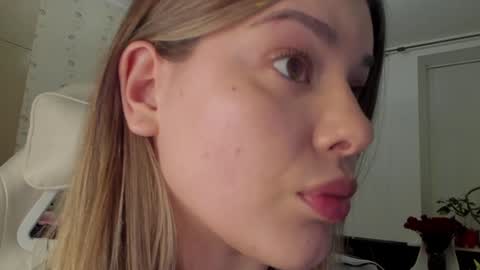 Alana online show from 01.25.25