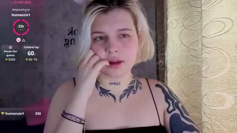 Snapshot of lana_shadow chatting on 03.01.26 lana_shadow online show from 03.01.26