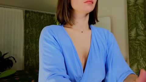 Snapshot of lana_sky chatting on 12.26.24 Lana online show from 12.26.24