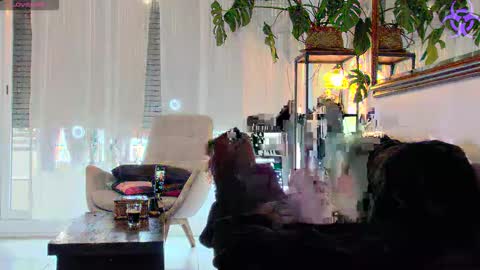 Lana The Virus online show from 11.06.25