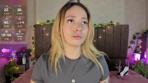 Lana online show from 04.13.26