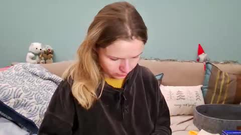 Lana online show from 12.23.25