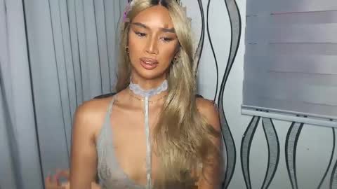 Lana online show from 02.16.25