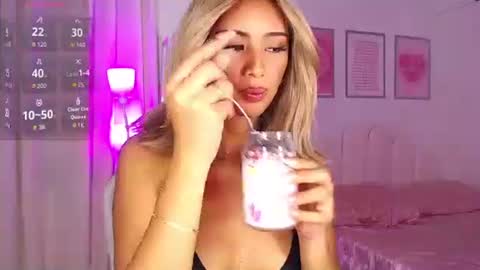 Lana online show from 09.18.25