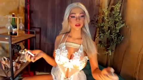 lanajarae online show from 07.18.26