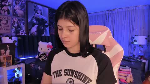 Snapshot of lanakyutt chatting on 01.19.25 L A N A online show from 01.19.25