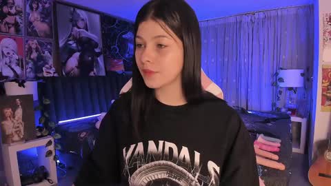 Snapshot of lanakyutt chatting on 01.30.25 L A N A online show from 01.30.25