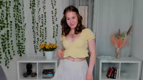 Snapshot of lanaroselle chatting on 06.24.26 Lana online show from 06.24.26