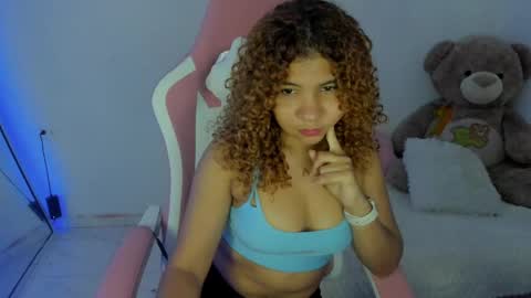 Snapshot of lanarouse1 chatting on 02.15.25 Lana  online show from 02.15.25