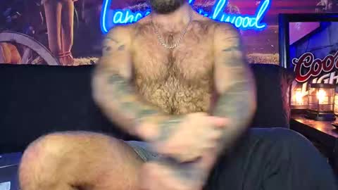 Snapshot of lancehardwood222 chatting on 10.08.25 LANCE online show from 10.08.25