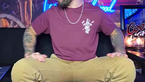 Snapshot of lancehardwood222 chatting on 10.11.25 LANCE online show from 10.11.25