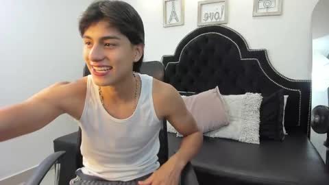 landercruz online show from 10.18.25