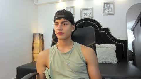 landercruz online show from 10.23.25