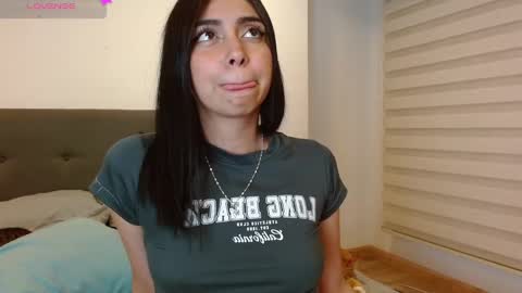 Snapshot of lania_spencer2 chatting on 02.13.25 Valen and George online show from 02.13.25