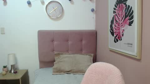 Snapshot of lanna_mills chatting on 03.04.26 Lanna online show from 03.04.26