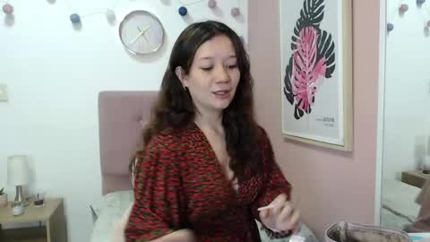 Snapshot of lanna_mills chatting on 04.17.26 Lanna online show from 04.17.26