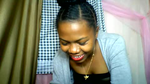 Snapshot of lara_belle chatting on 06.24.26 lara_belle online show from 06.24.26