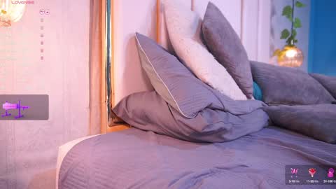 Snapshot of lara_giraldo chatting on 12.13.24 Hello Guys I am Lara Giraldo  WELCOME To my room online show from 12.13.24