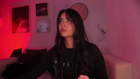 Lara Madisson online show from 11.08.25