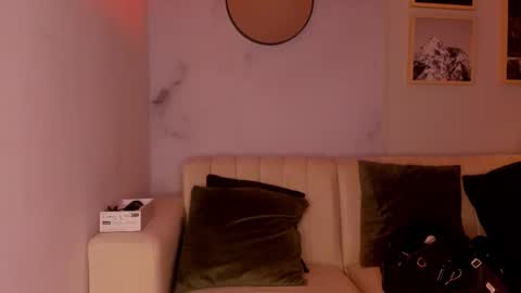 Lara Madisson online show from 02.03.26