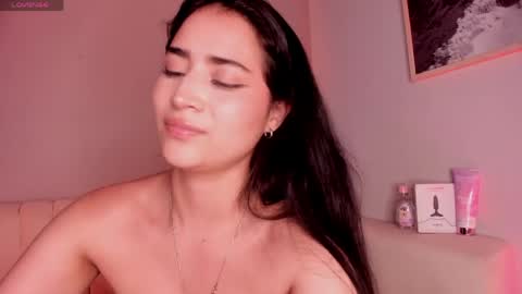 Snapshot of lara_madisson chatting on 05.16.26 Lara Madisson online show from 05.16.26