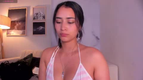 Snapshot of lara_madisson chatting on 07.16.26 Lara Madisson online show from 07.16.26