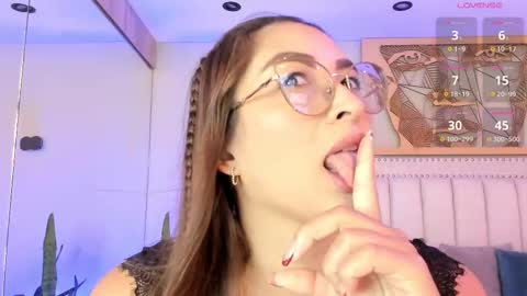      700  200   online show from 03.02.26