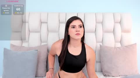Snapshot of laraa_sweet chatting on 03.31.26 Lara Sweet online show from 03.31.26