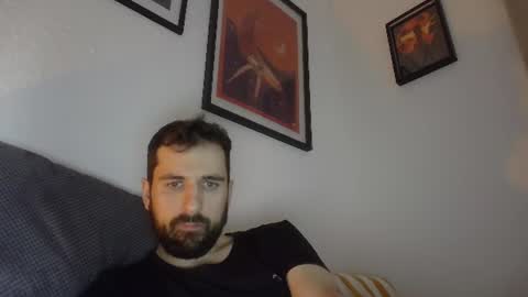 Snapshot of laraaan chatting on 06.19.26 laraaan online show from 06.19.26