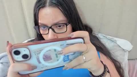 Snapshot of laracamille chatting on 02.20.25 lara online show from 02.20.25