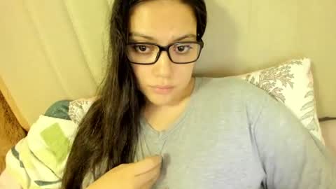 lara online show from 10.26.25