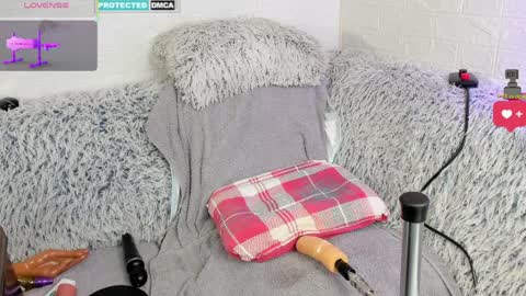 Lara online show from 04.06.26