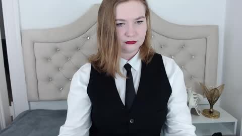 Snapshot of laraflirt chatting on 12.12.24 LaraFlirt online show from 12.12.24